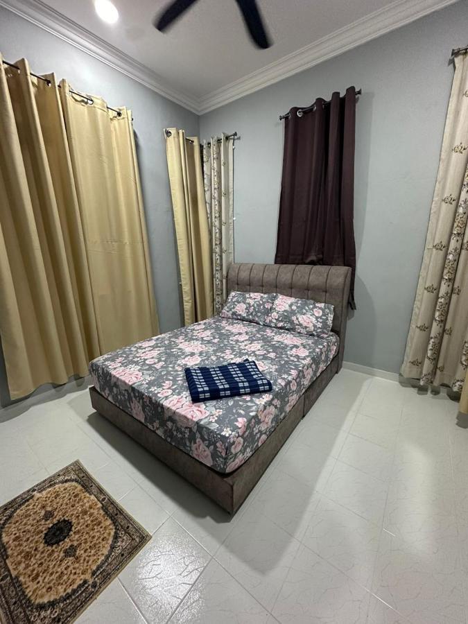 Waja Holiday home *